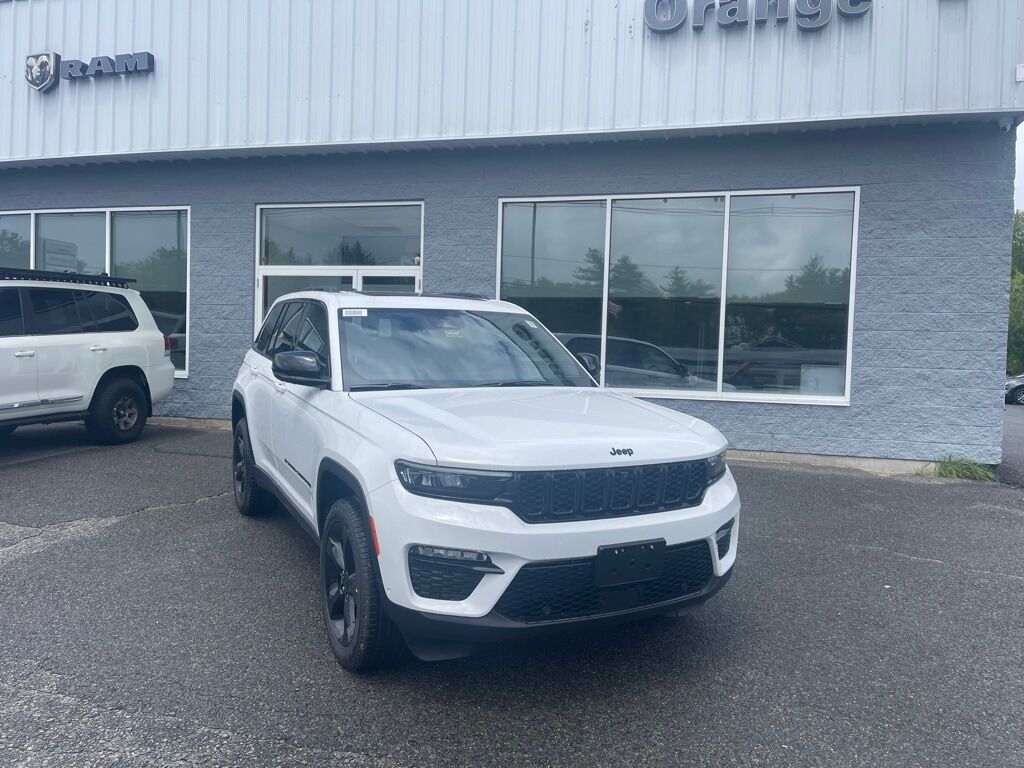 2025 Jeep Grand Cherokee LIMITED 4X4 Orange MA