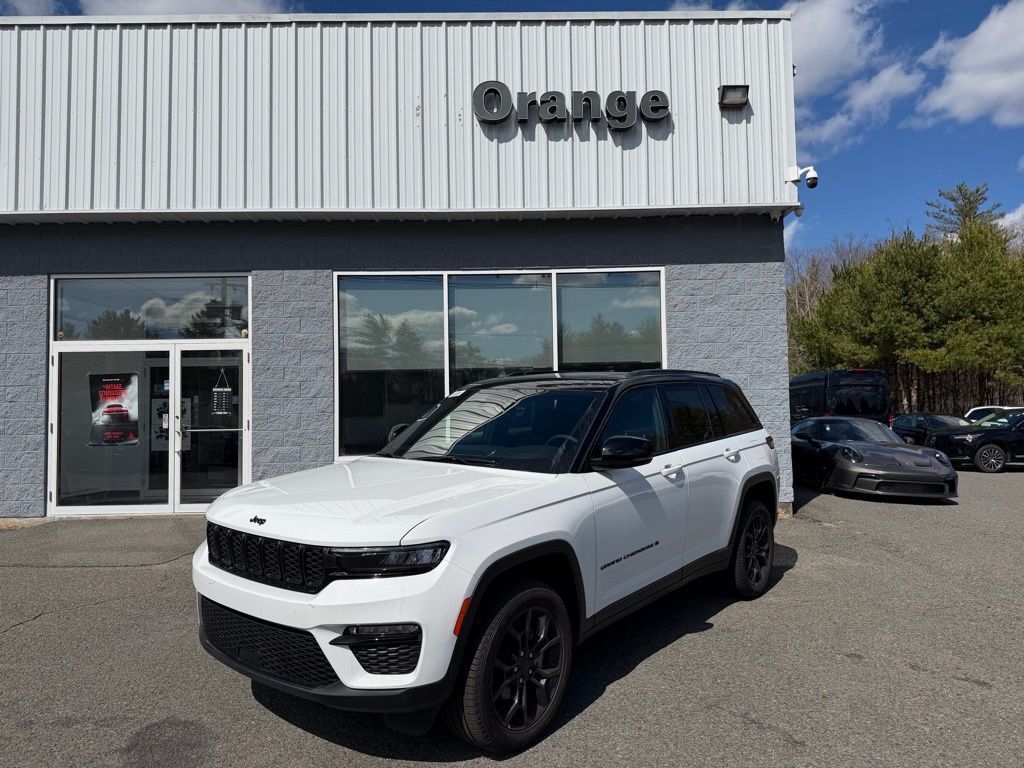 2025 Jeep Grand Cherokee LIMITED 4X4