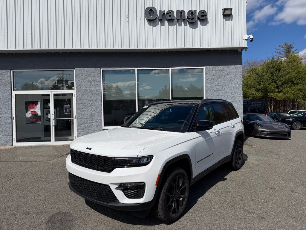 2025 Jeep Grand Cherokee LIMITED 4X4