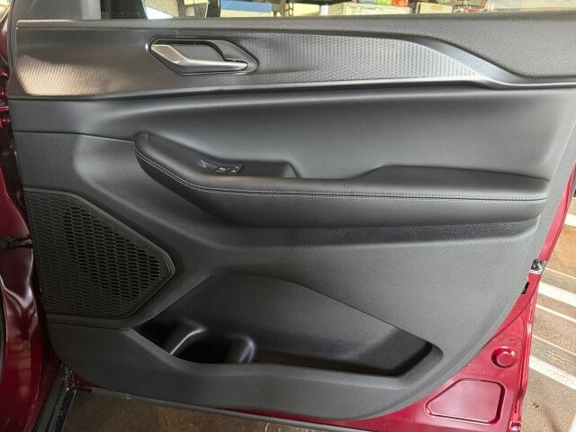 2025 Jeep Grand Cherokee Laredo Burnet TX