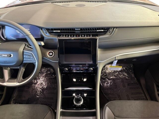 2025 Jeep Grand Cherokee Laredo Burnet TX