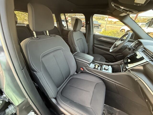 2025 Jeep Grand Cherokee Laredo TX 2025 Jeep Grand Cherokee Laredo TX