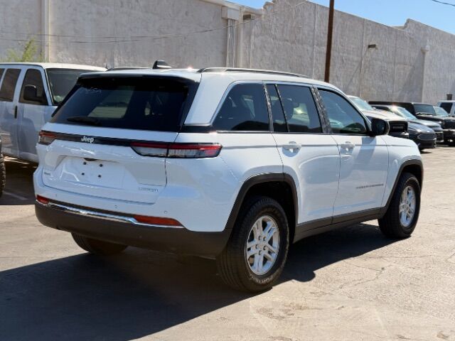 2025 Jeep Grand Cherokee Laredo 4x4