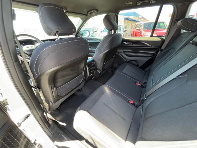 2025 Jeep Grand Cherokee Laredo 4x4 Mesa AZ