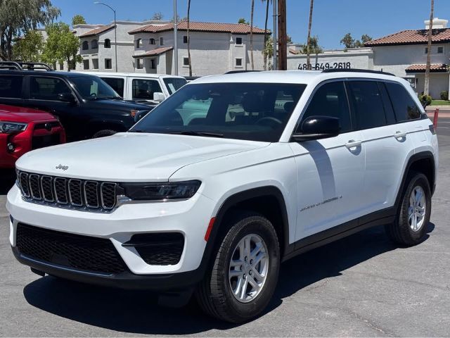 2025 Jeep Grand Cherokee Laredo 4x4 Mesa AZ