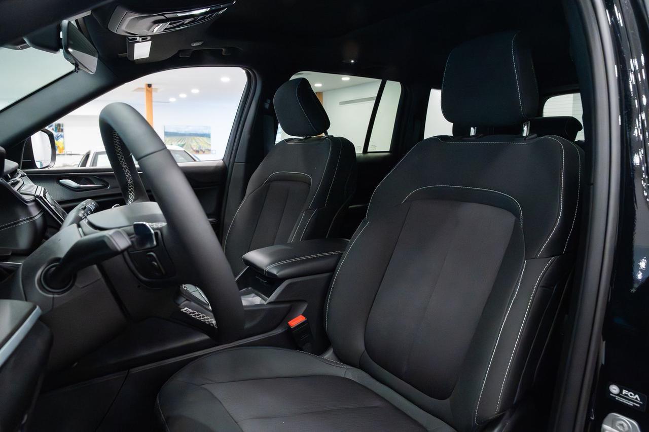 2025 Jeep Grand Cherokee Laredo Gladstone OR