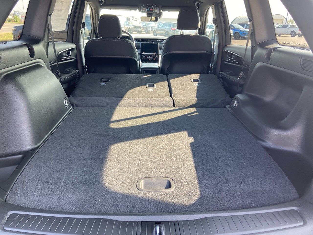 2025 Jeep Grand Cherokee Laredo High Level AB