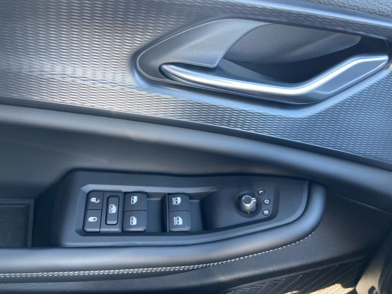 2025 Jeep Grand Cherokee Laredo High Level AB