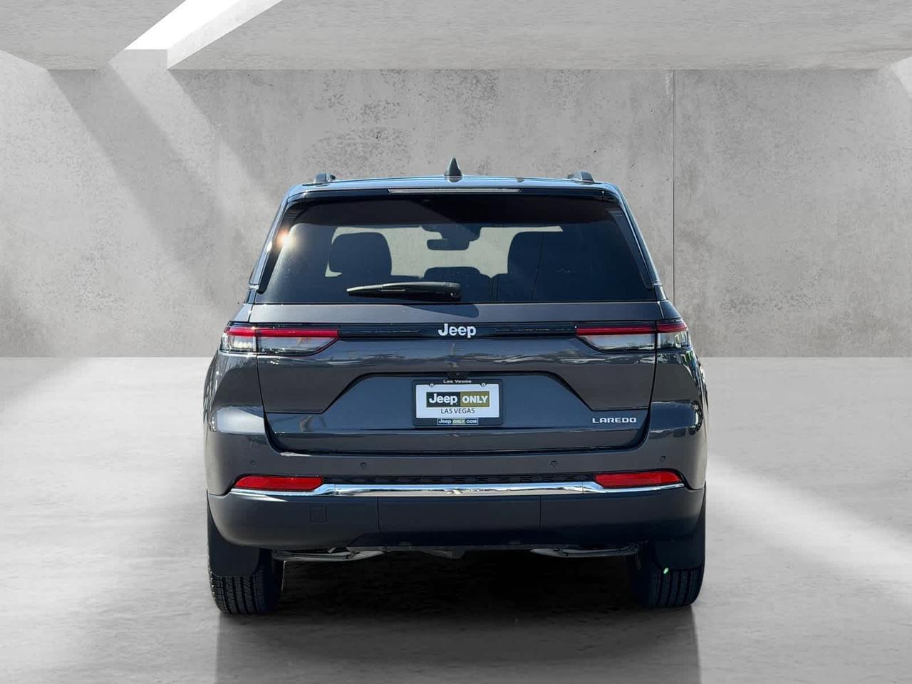 2025 Jeep Grand Cherokee Laredo Irving TX