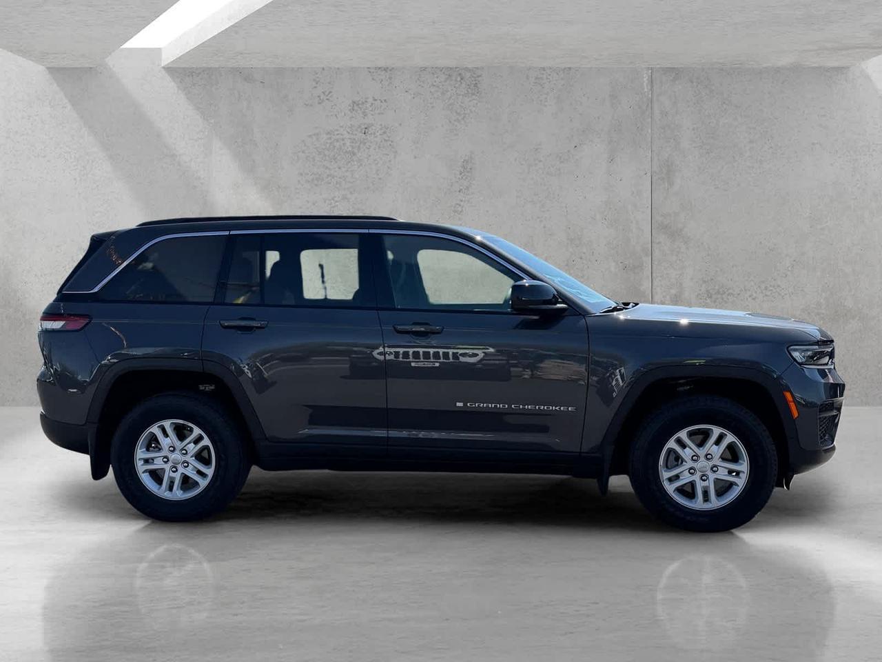 2025 Jeep Grand Cherokee Laredo Irving TX
