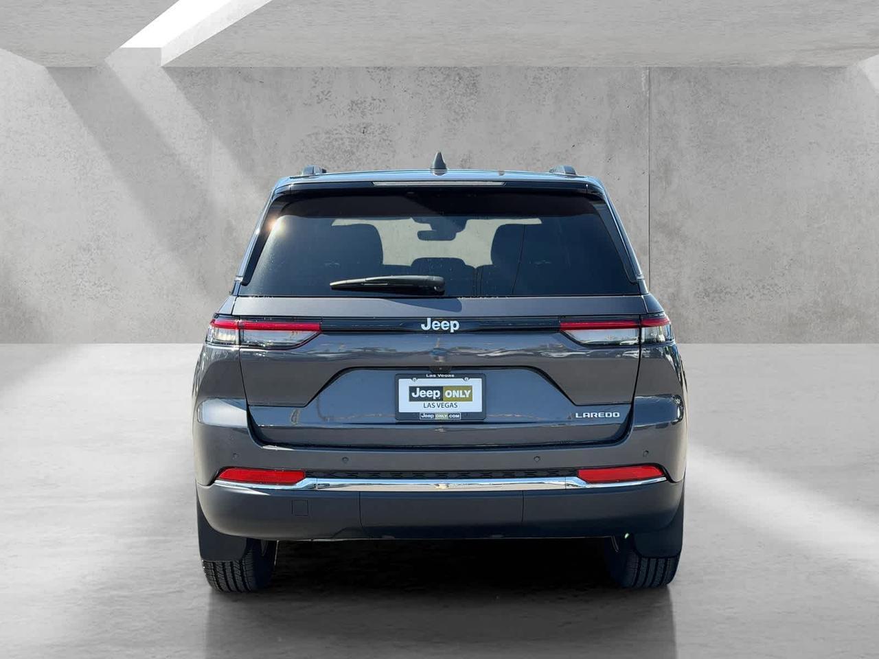 2025 Jeep Grand Cherokee Laredo Irving TX