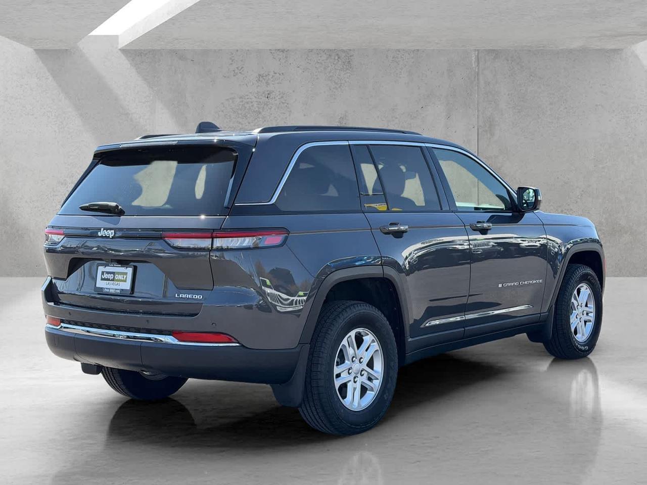 2025 Jeep Grand Cherokee Laredo Irving TX