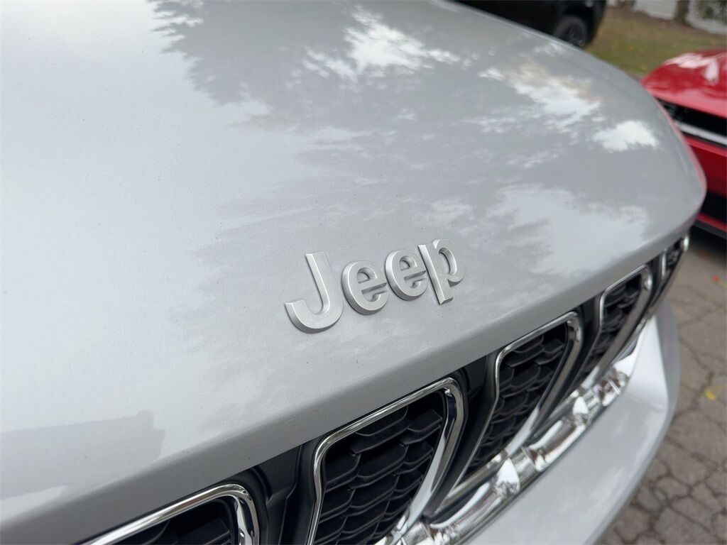 2025 Jeep Grand Cherokee Laredo Gresham OR