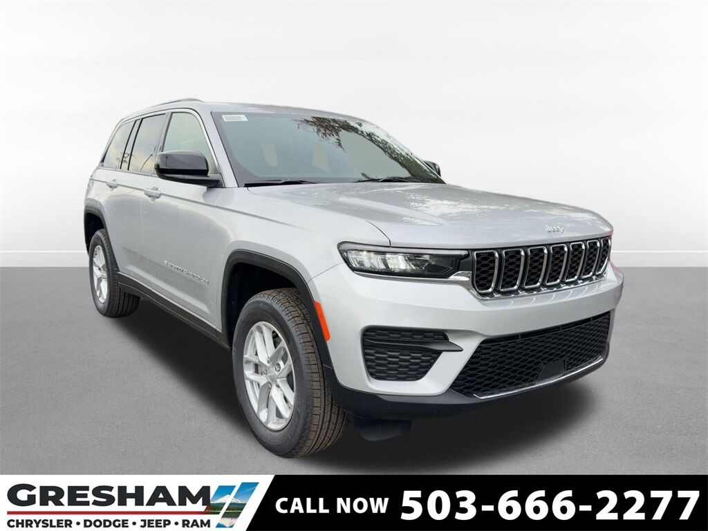 2025 Jeep Grand Cherokee Laredo