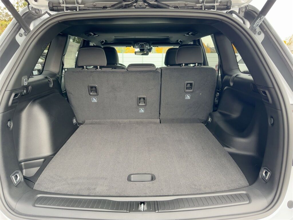 2025 Jeep Grand Cherokee Laredo Gresham OR