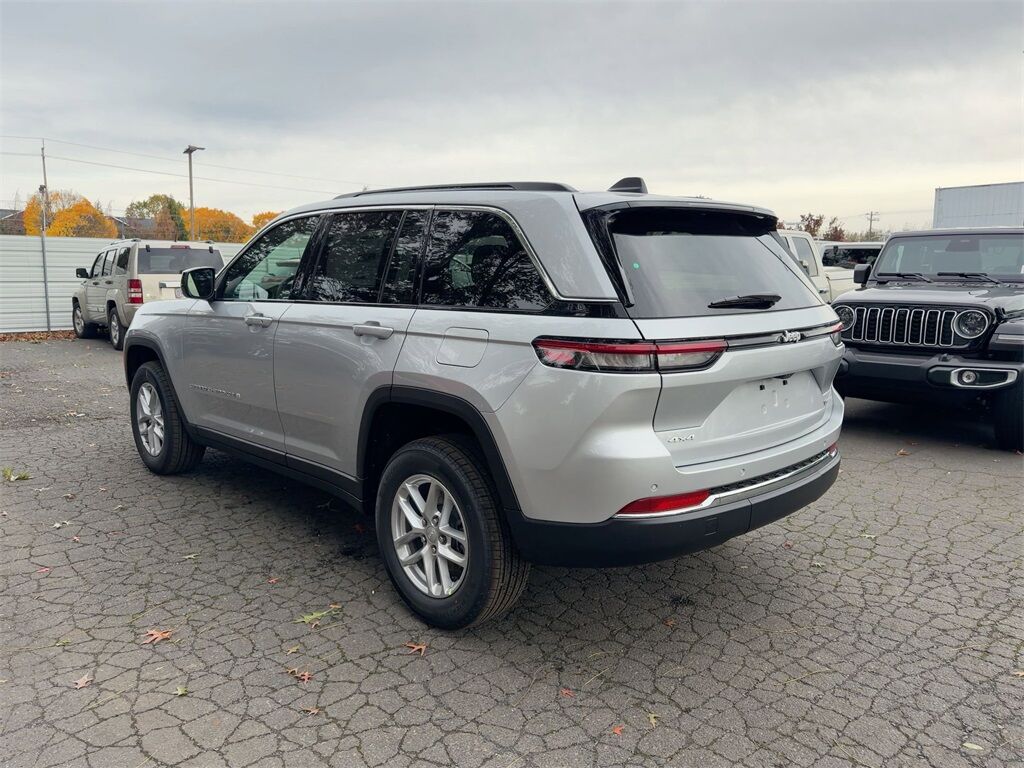2025 Jeep Grand Cherokee Laredo Gresham OR