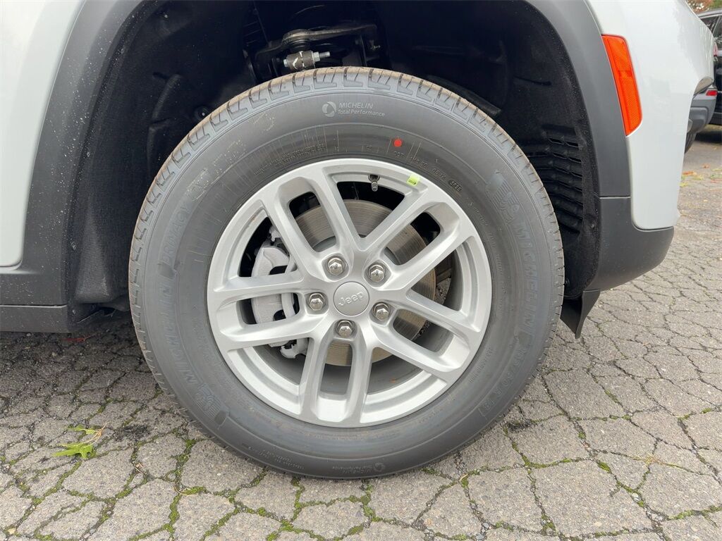 2025 Jeep Grand Cherokee Laredo Gresham OR