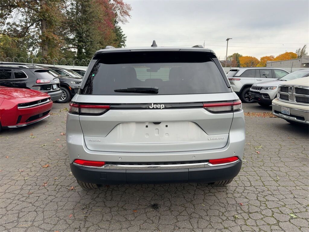 2025 Jeep Grand Cherokee Laredo Gresham OR