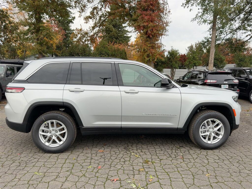 2025 Jeep Grand Cherokee Laredo Gresham OR
