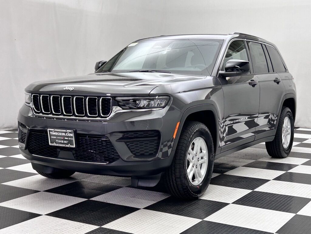 2025 Jeep Grand Cherokee Laredo Portland OR
