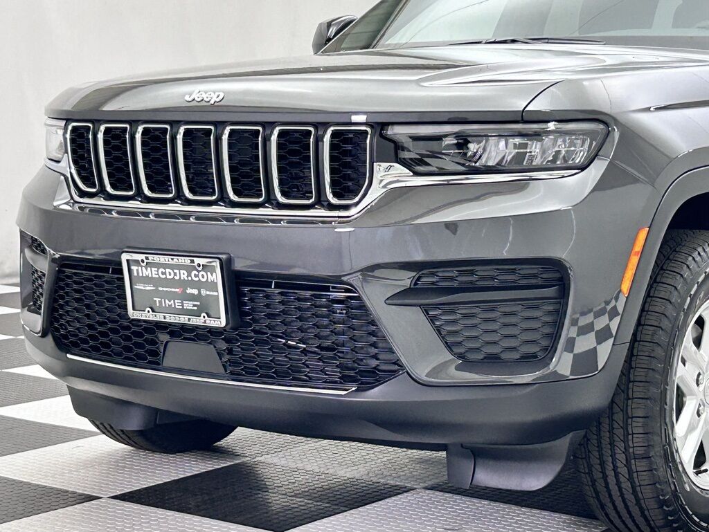 2025 Jeep Grand Cherokee Laredo Portland OR