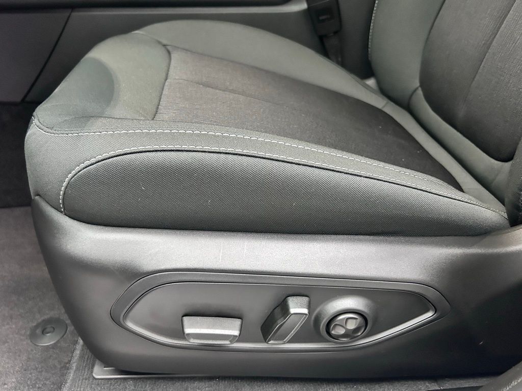 2025 Jeep Grand Cherokee Laredo Portland OR