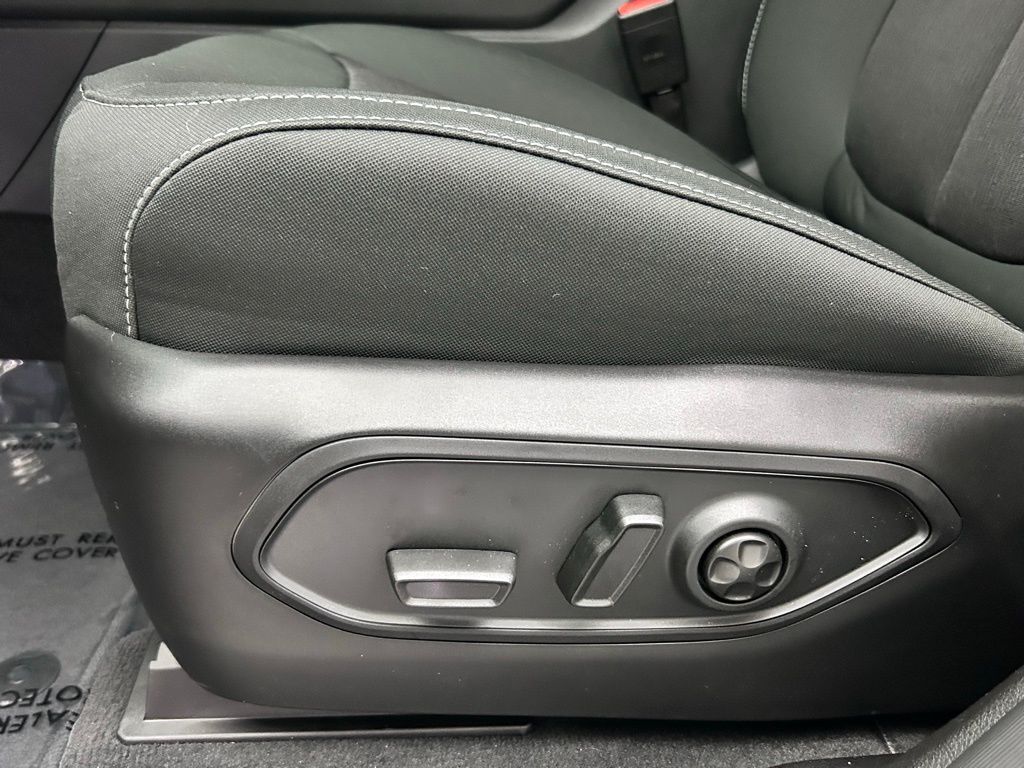 2025 Jeep Grand Cherokee Laredo Portland OR