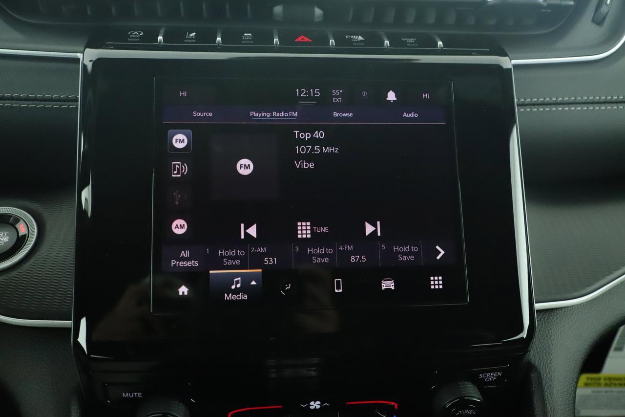 2025 Jeep Grand Cherokee Laredo New Braunfels TX