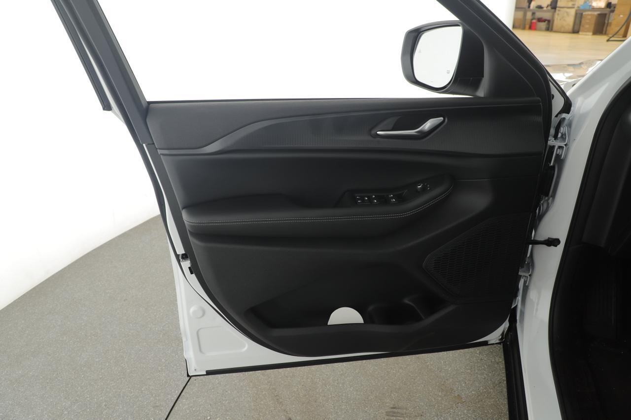 2025 Jeep Grand Cherokee Laredo New Braunfels TX