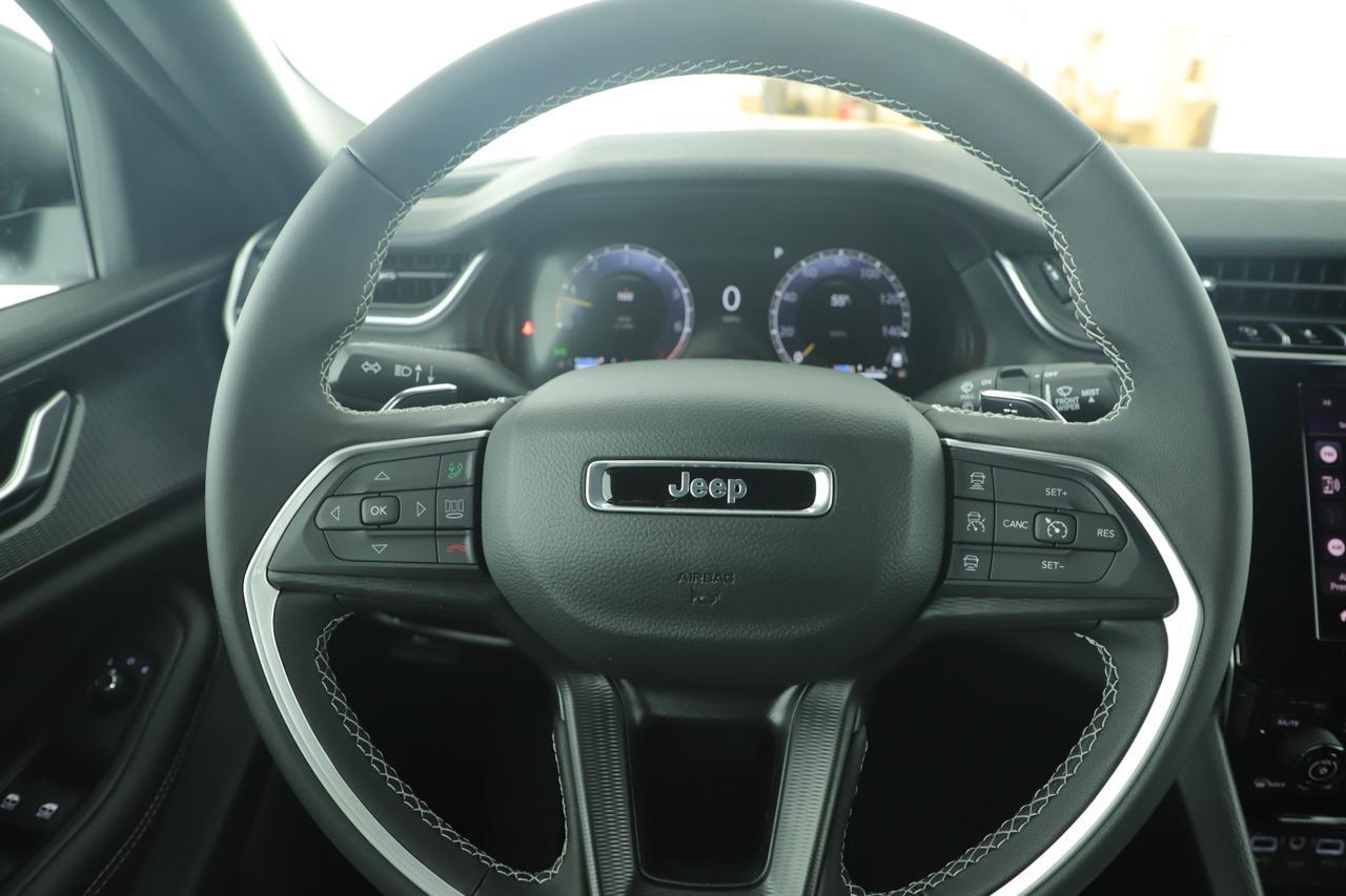 2025 Jeep Grand Cherokee Laredo New Braunfels TX