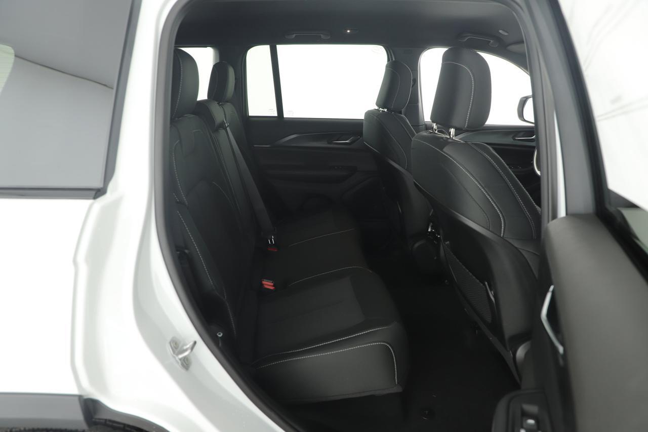 2025 Jeep Grand Cherokee Laredo New Braunfels TX