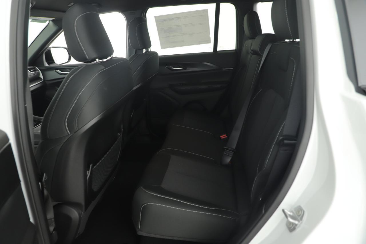 2025 Jeep Grand Cherokee Laredo New Braunfels TX