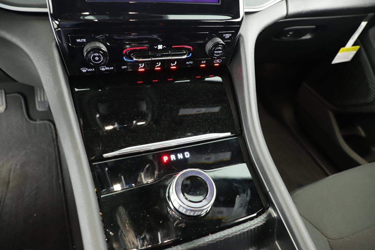 2025 Jeep Grand Cherokee Laredo New Braunfels TX