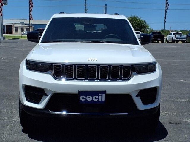 2025 Jeep Grand Cherokee Laredo X