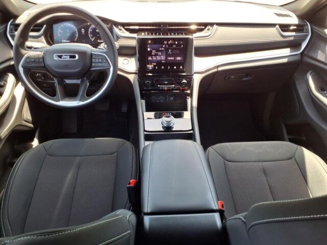 2025 Jeep Grand Cherokee Laredo X Burnet TX