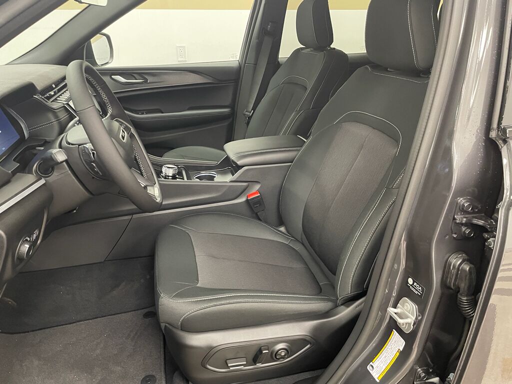 2025 Jeep Grand Cherokee Laredo X Bozeman MT