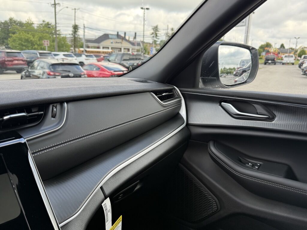 2025 Jeep Grand Cherokee Laredo X Crestwood KY