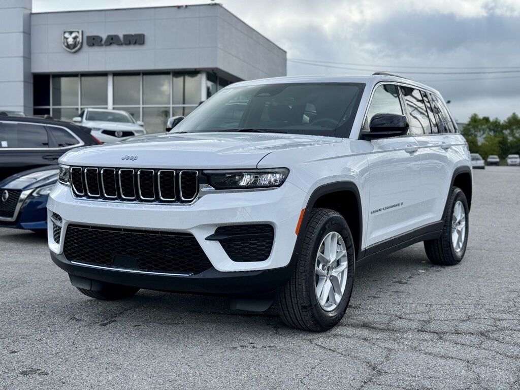 2025 Jeep Grand Cherokee Laredo X Crestwood KY