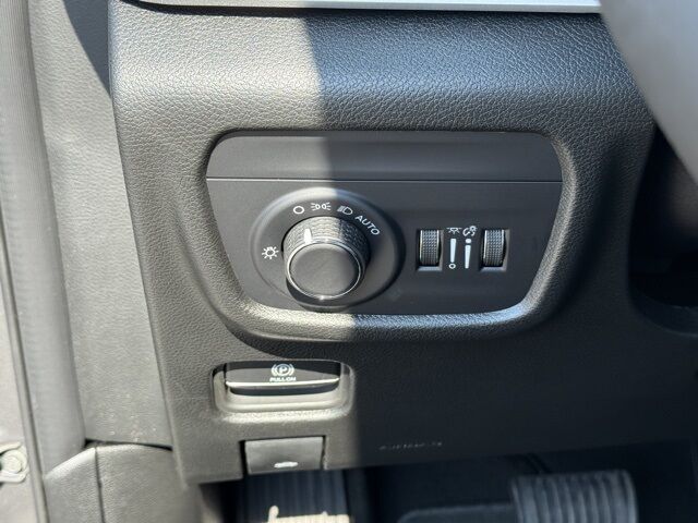 2025 Jeep Grand Cherokee Laredo X Crestwood KY