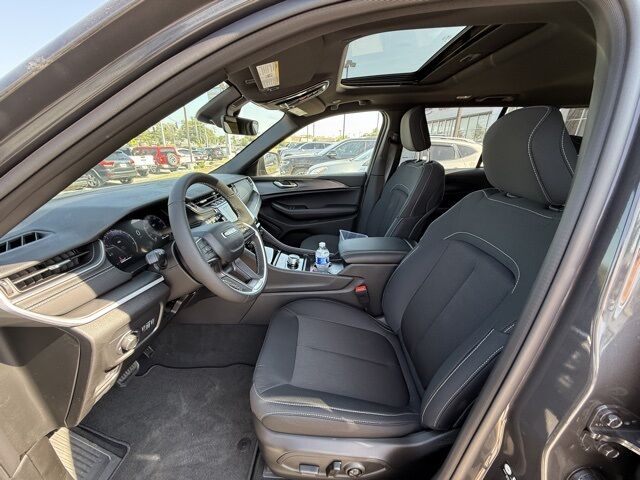 2025 Jeep Grand Cherokee Laredo X Crestwood KY