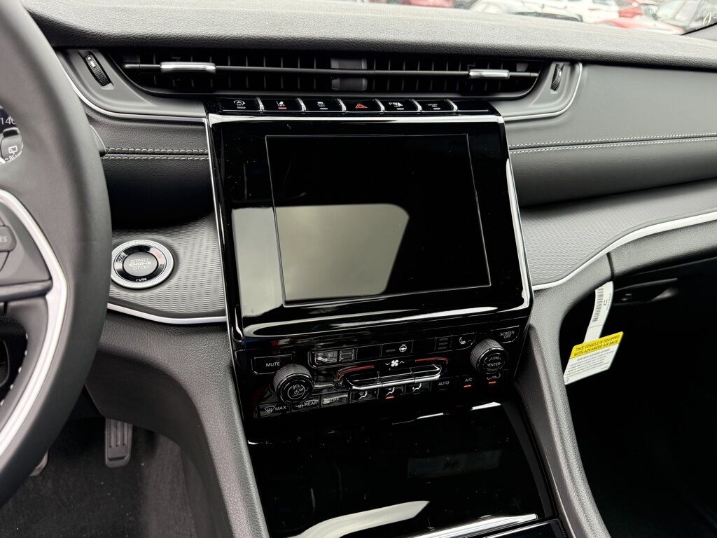 2025 Jeep Grand Cherokee Laredo X Crestwood KY