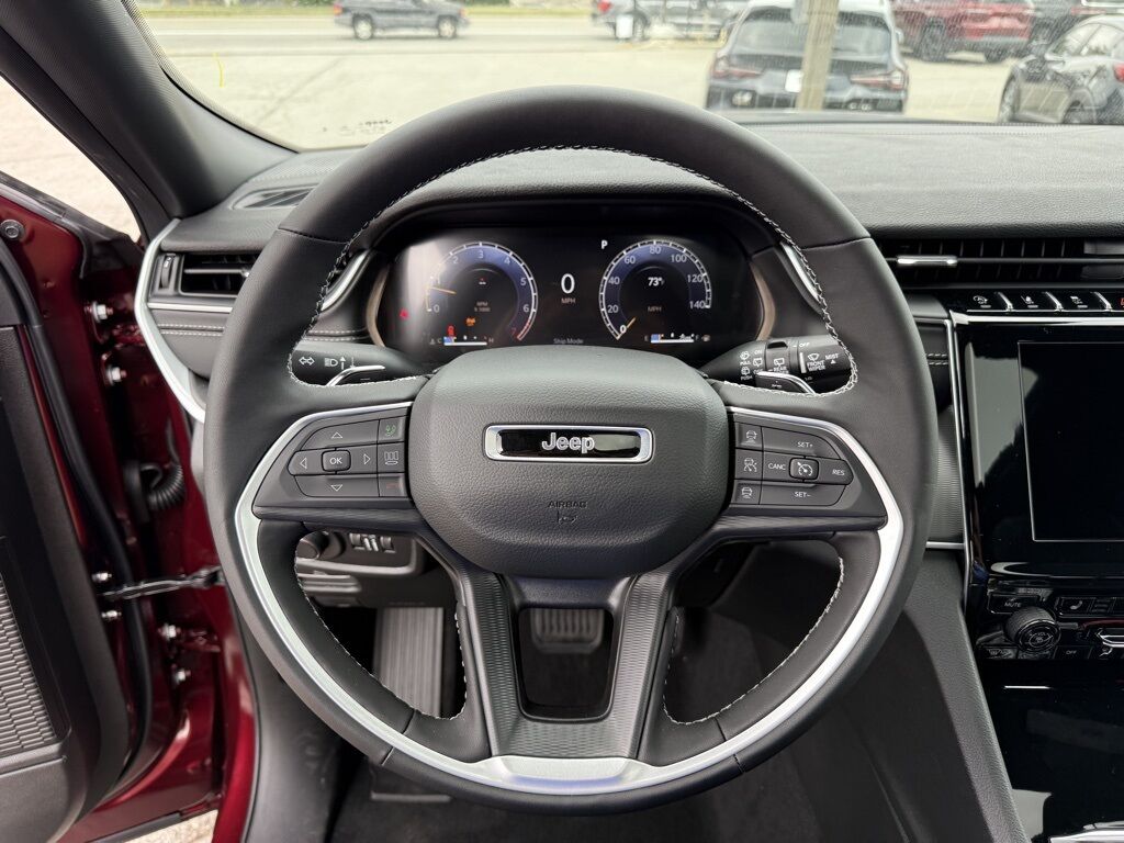 2025 Jeep Grand Cherokee Laredo X Crestwood KY