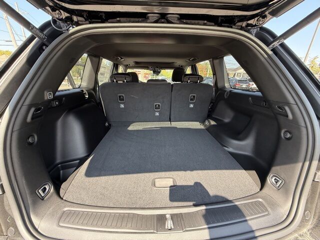 2025 Jeep Grand Cherokee Laredo X Crestwood KY
