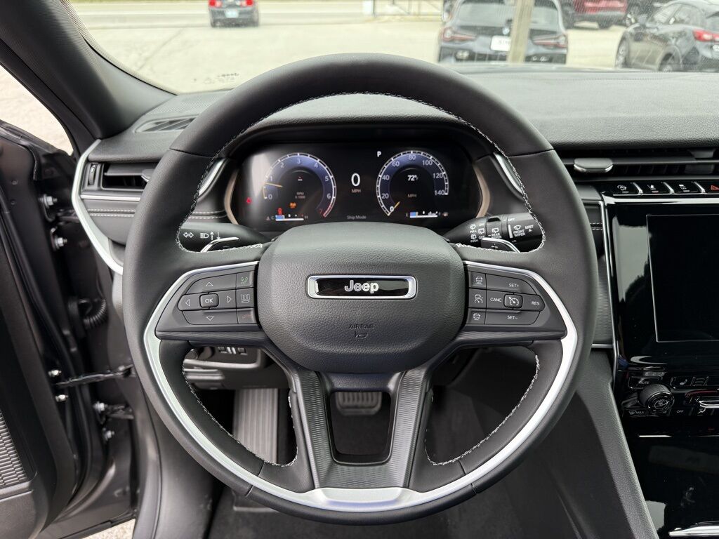 2025 Jeep Grand Cherokee Laredo X Crestwood KY