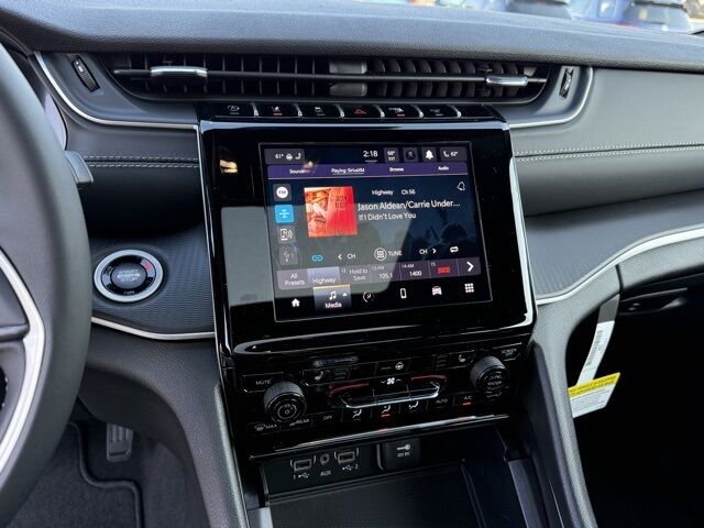 2025 Jeep Grand Cherokee Laredo X Crestwood KY