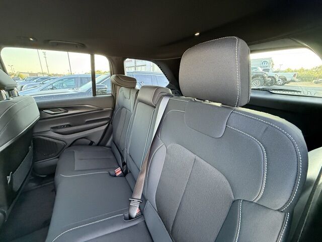 2025 Jeep Grand Cherokee Laredo X Crestwood KY