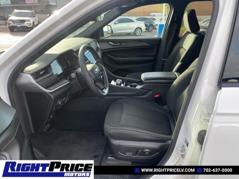 2025 Jeep Grand Cherokee Laredo X Las Vegas NV