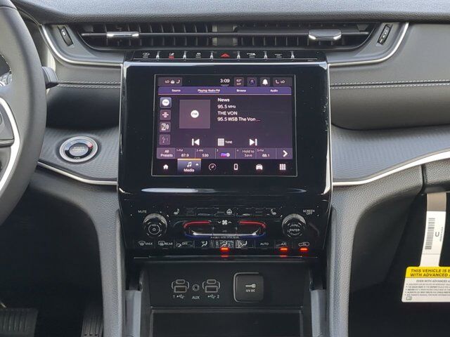 2025 Jeep Grand Cherokee Laredo X Appleton WI
