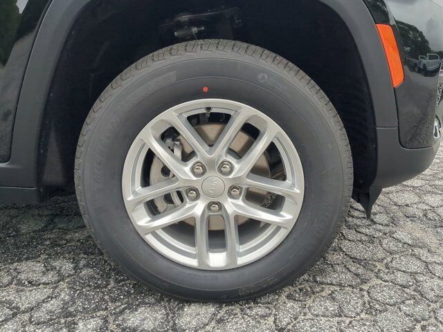 2025 Jeep Grand Cherokee Laredo X Appleton WI