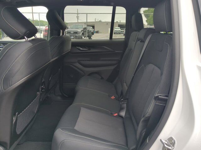2025 Jeep Grand Cherokee Laredo X Appleton WI